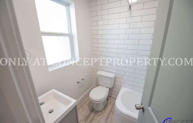 Studio, 1 bath, 208 sqft, $1,075, Unit 2G