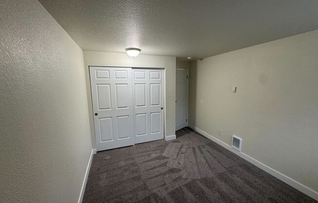 3 beds, 2 baths, 1,126 sqft, $2,275, Unit C201