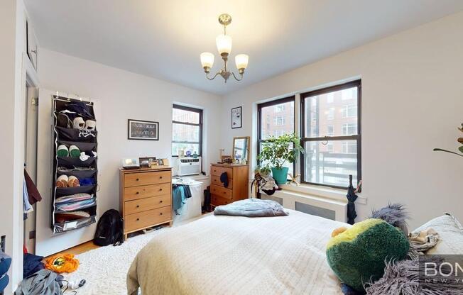 1 bed, 1 bath, $5,495, Unit 2B
