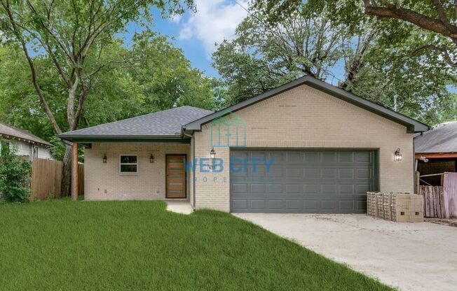 633 HELENA AVE
