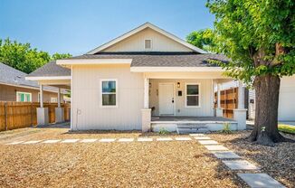 808 W 10 ST