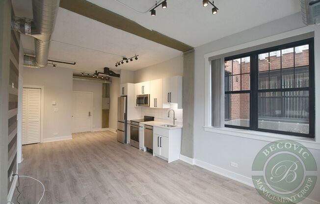 2 beds, 1 bath, 570 sqft, $2,350, Unit 102