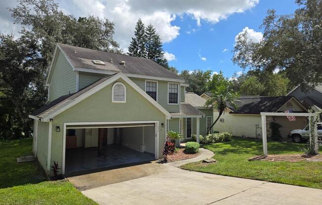 1232 Woodridge Court