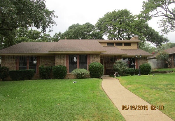 4918 Ridgeline Drive Arlington, TX 76017