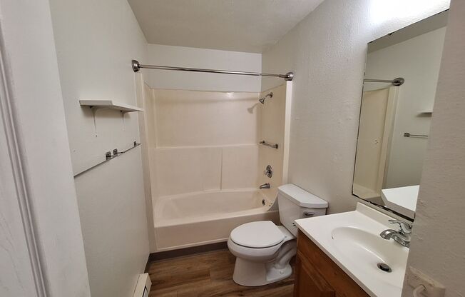 2 beds, 1 bath, $1,500, Unit #1