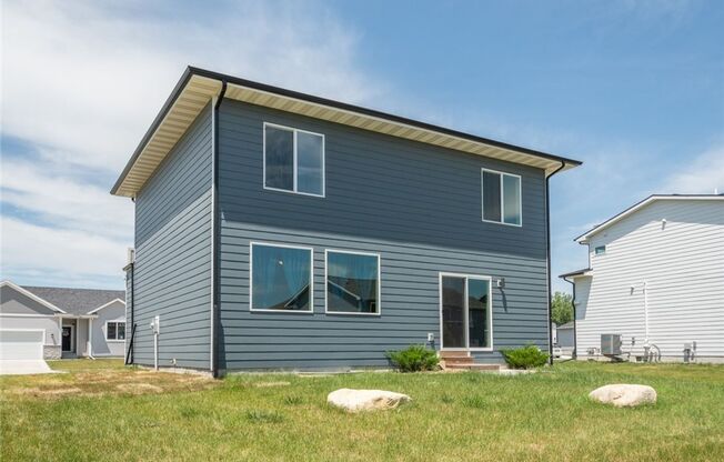 Modern 3-Bedroom Home in Bondurant