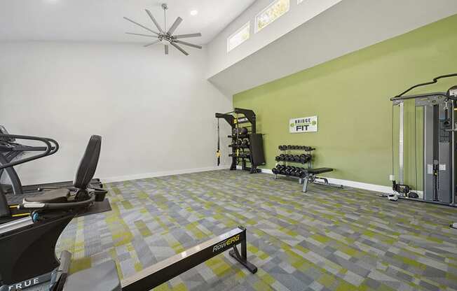 Community Fitness Center with Equipment at Villages at Metro Center Apartment located in Phoenix, AZ.