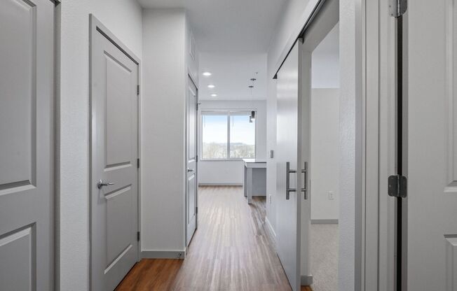1 bed, 1 bath, 530 sqft, $1,395, Unit 322