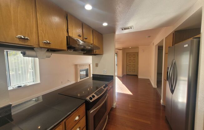 2 beds, 1.5 baths, $1,795