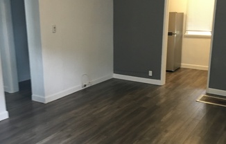 1 bed, 1 bath, $1,975, Unit 7