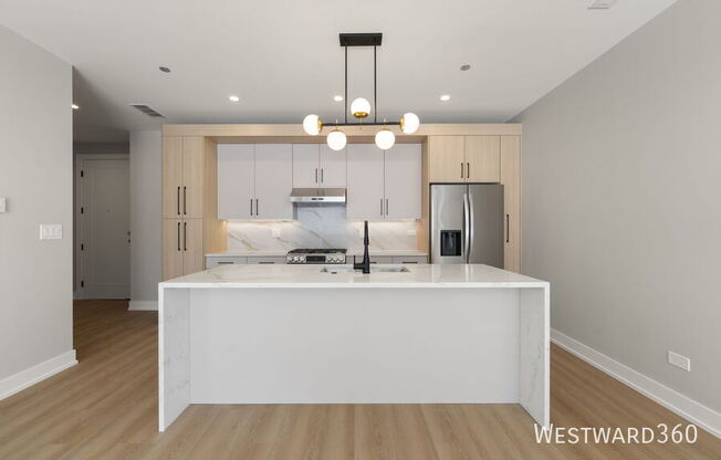 2354 W POLK ST