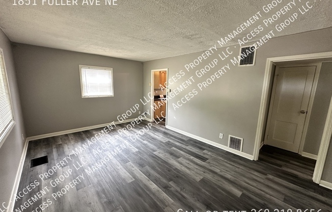 1851 FULLER AVE NE