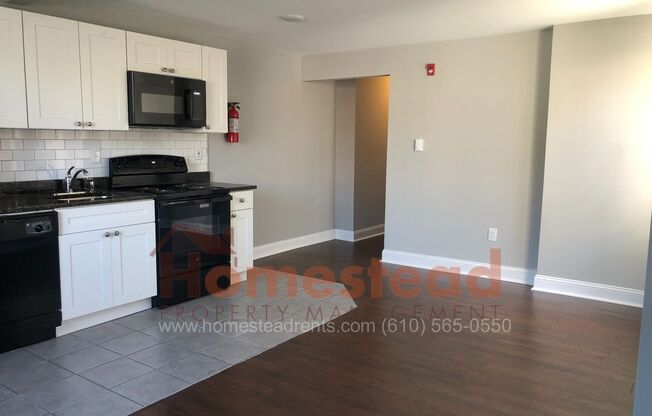 2 beds, 1 bath, $1,600, Unit 1