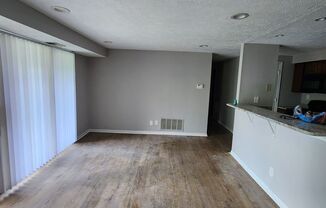 2 beds, 1 bath, $1,795