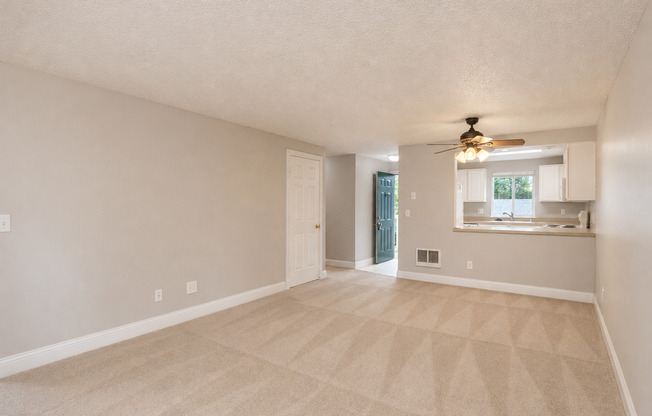 Spacious 1 Bedroom Condo for Lease in Salmon Creek - 13216 NE Salmon Creek Ave #S2