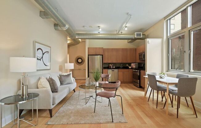 2 beds, 2 baths, $3,300, Unit # 105