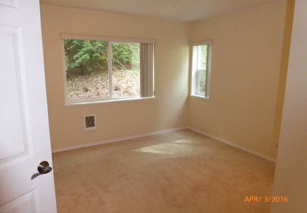 2 beds, 2 baths, $2,300