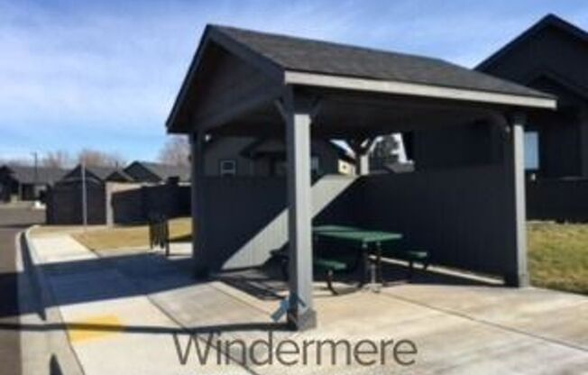 2 beds, 1 bath, 880 sqft, $1,495, Unit chin297-1