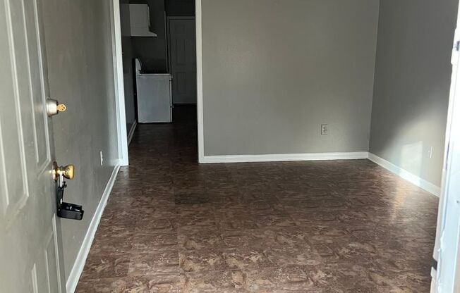 2 beds, 1 bath, 780 sqft, $1,190, Unit 411 F
