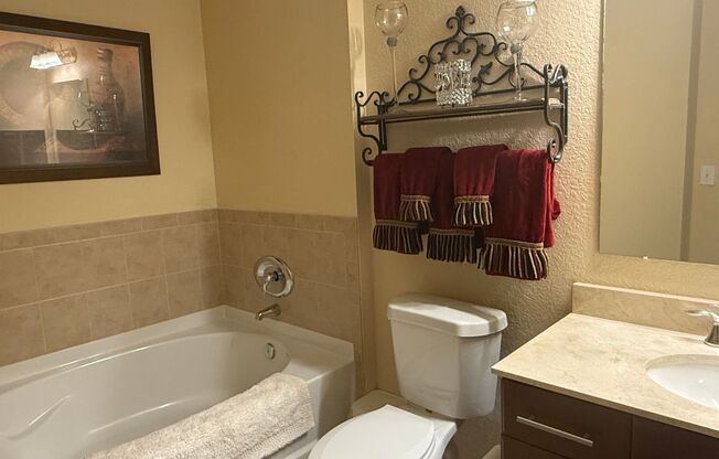 2 beds, 2 baths, $2,750, Unit # 1635