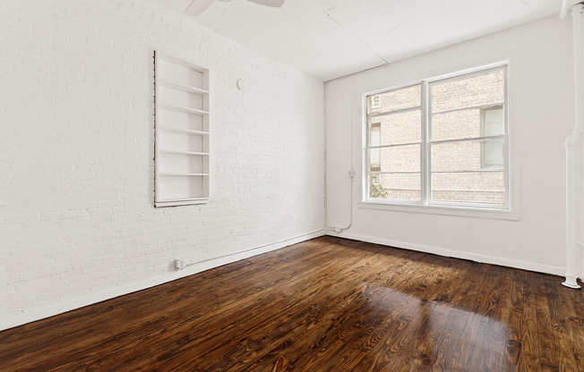 71 8 AVE