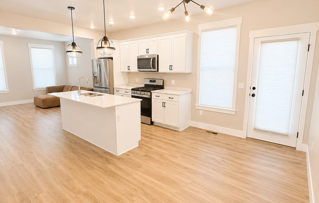 Beautiful 3-Bedroom, 2.5-Bath Home in the Desirable Annafeld Community