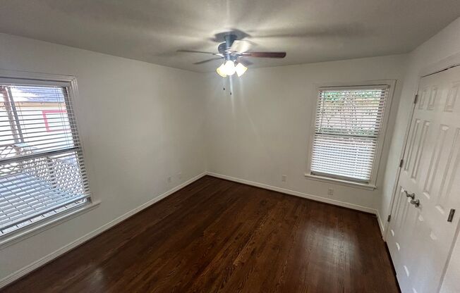 3 beds, 2 baths, $2,650