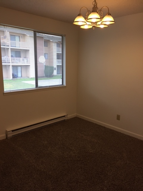 1 bed, 1 bath, 780 sqft, $1,469, Unit T302