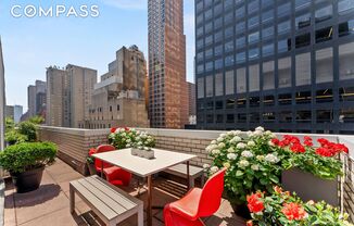 209 E 56 ST