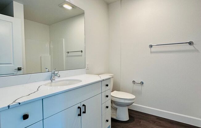 1 bed, 1 bath, 474 sqft, $2,350, Unit 410 5th #513