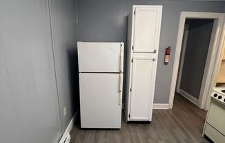 1 bed, 1 bath, $925, Unit Apt 3