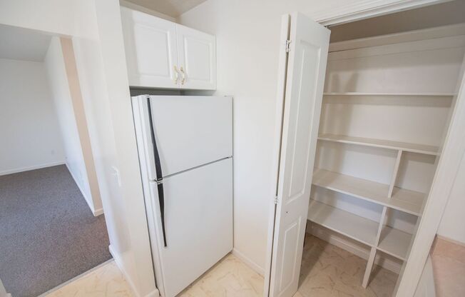 2 beds, 1 bath, $1,749, Unit 5