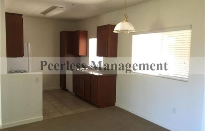 Beautiful 2BD/2BA Condo in Gated Complex - Many Amenities, Available Now!!!