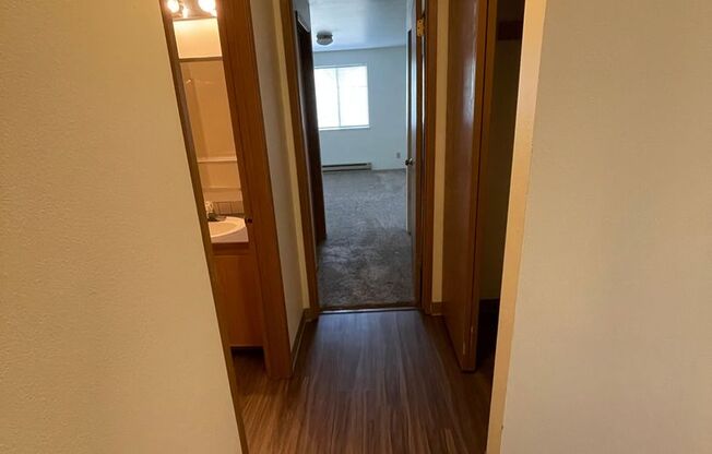 2 beds, 1.5 baths, 900 sqft, $1,650, Unit C106