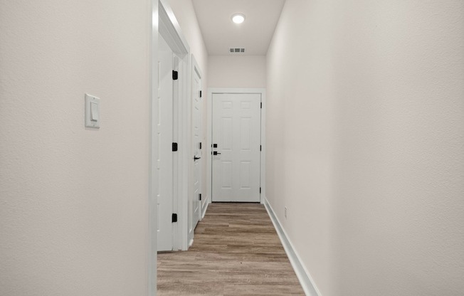 21201 PORTSMOUTH CV