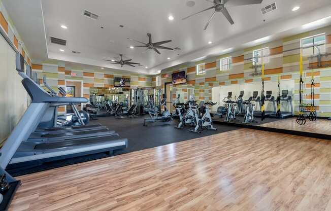 Fitness Center at Bella Victoria Apartments in Mesa Arizona January 2021 3