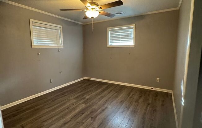 2 beds, 2 baths, $1,200