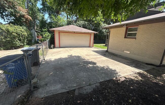 3 beds, 2 baths, $2,650