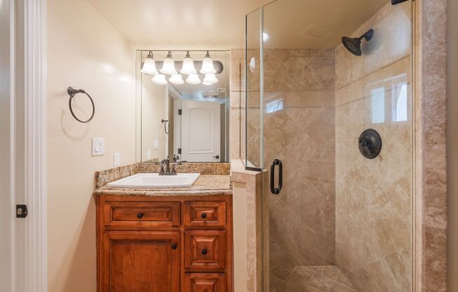 4 beds, 4 baths, $6,500, Unit #B