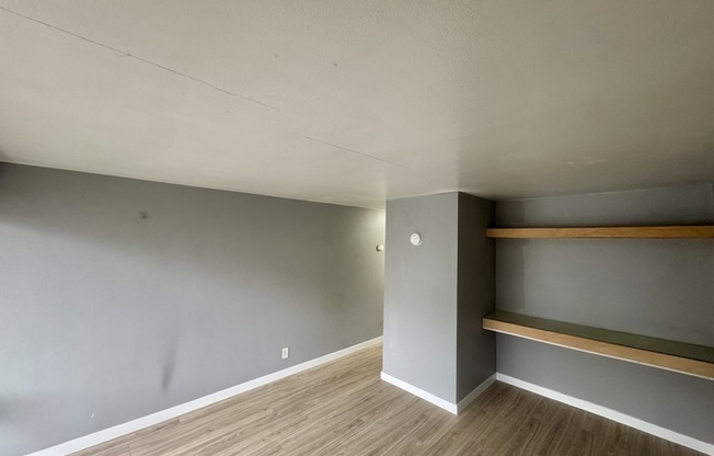 3530 WALLINGFORD AVE N