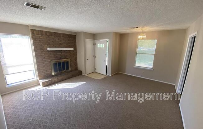 8619 S 32 TERRACE