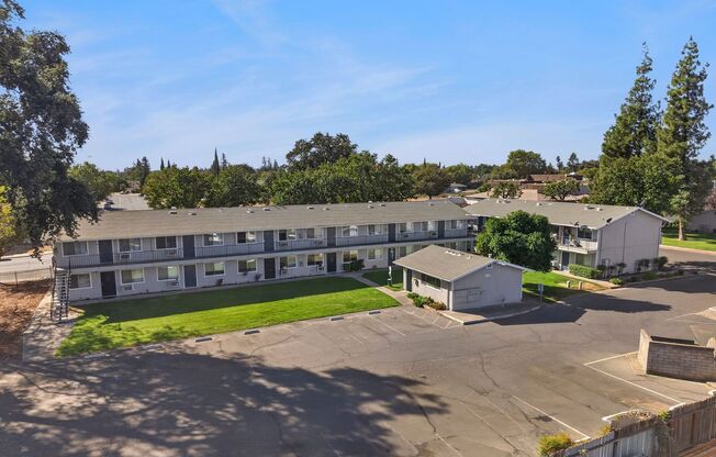 404 W. Cross St.