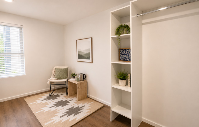Studio, 1 bath, 176 sqft, $1,195, Unit 5210
