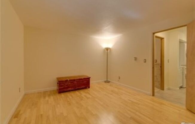 1 bed, 1 bath, $1,850, Unit # #L 32