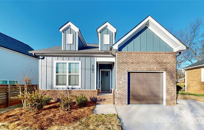 2504 PITTS DR