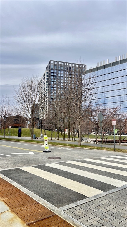 1 bed, 1 bath, 693 sqft, $2,900, Unit 318