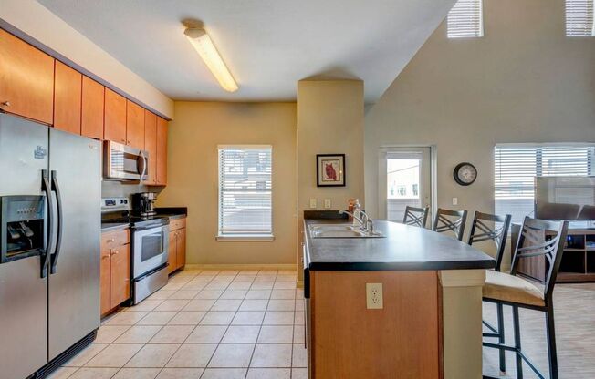 4 beds, 2 baths, 1,198 sqft, $3,495, Unit 603