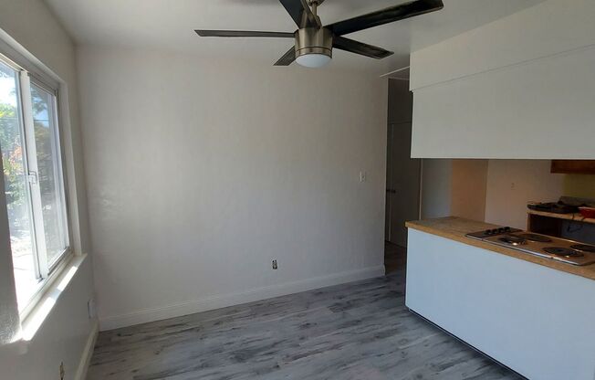 2 beds, 1 bath, 807 sqft, $1,895, Unit 3654