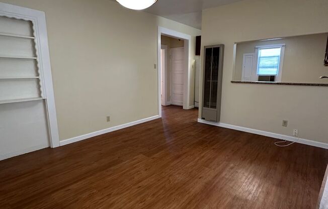 Adorable 1 bedroom 1 bath close to Downtown Fairfield!