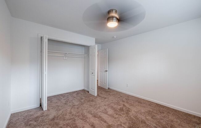 3 beds, 2 baths, 1,200 sqft, $1,995, Unit 2290-03